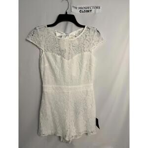 NWT Lulu's White Lace Women's Wedding Reception Romper Sz Small /S